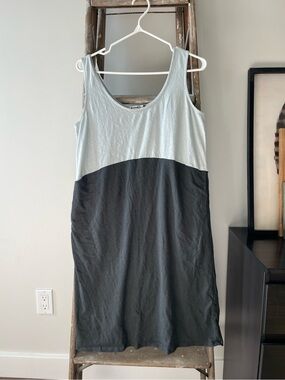 JACKSON ROWE | Two-Tone Sleeveless Tank Dress